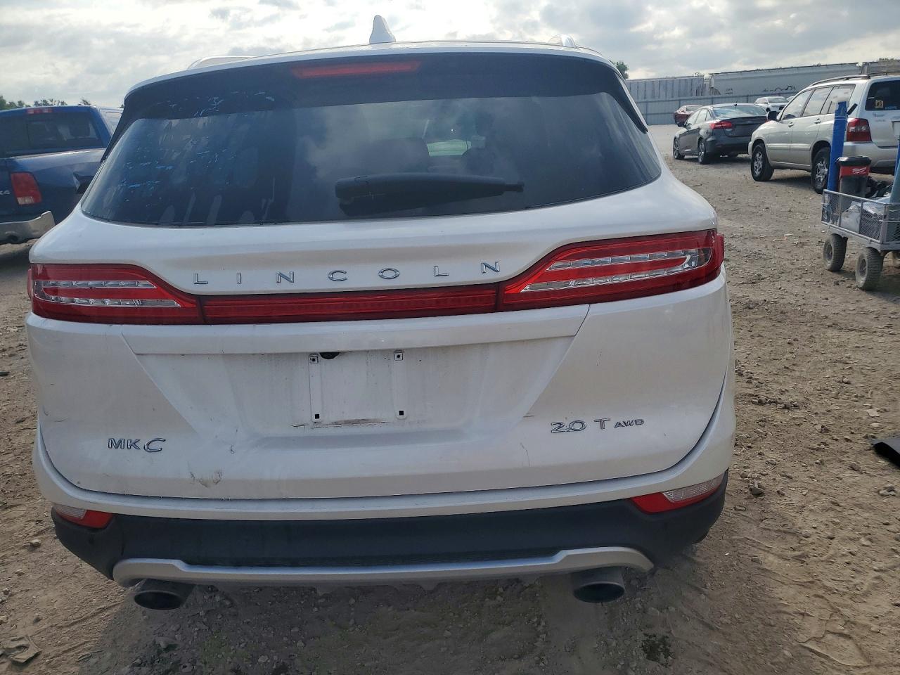 5LMCJ2D98JUL20734 · 2018 LINCOLN MKC · 6/13