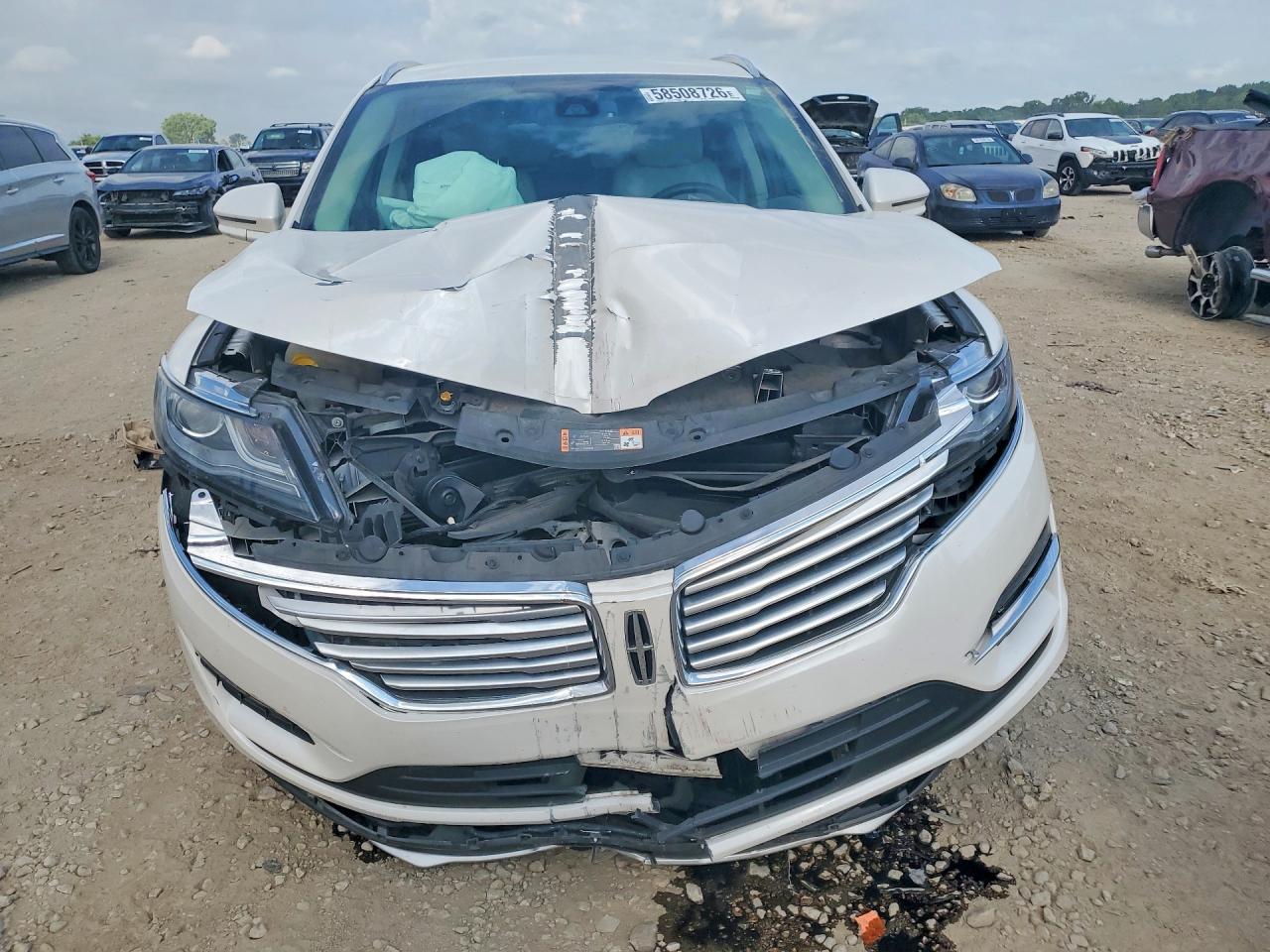 5LMCJ2D98JUL20734 · 2018 LINCOLN MKC · 5/13