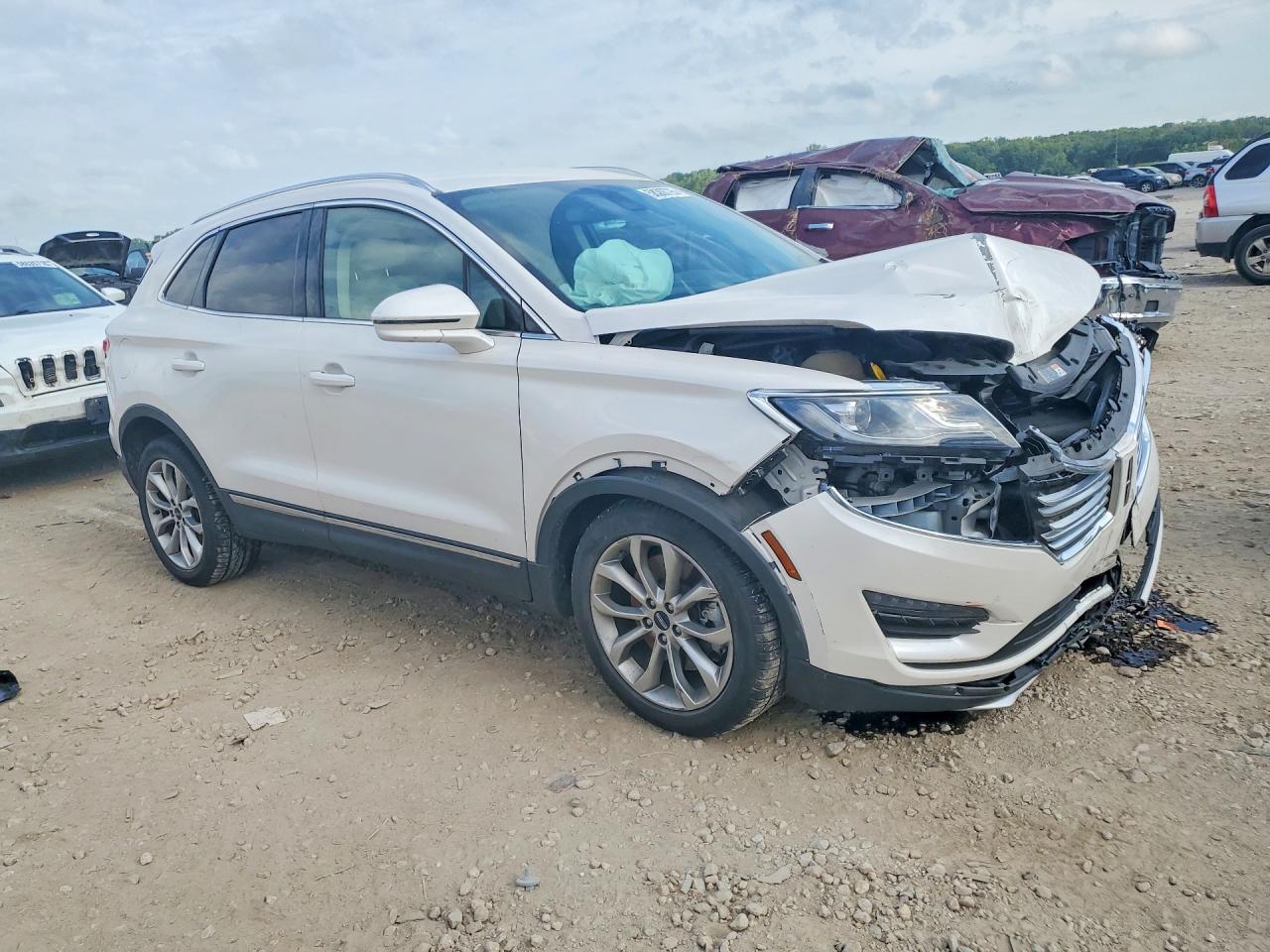 5LMCJ2D98JUL20734 · 2018 LINCOLN MKC · 4/13