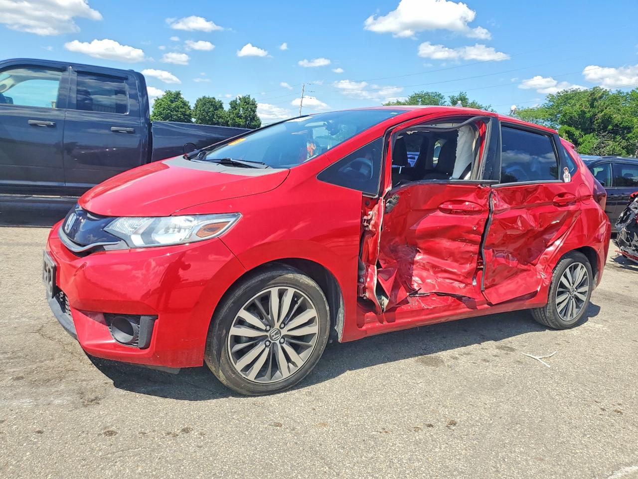 3HGGK5G86FM720590 · 2015 HONDA FIT