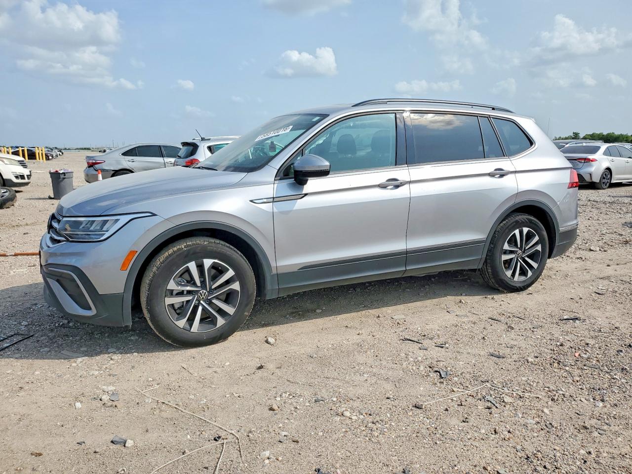 3VVRB7AX9RM010964 · 2024 VOLKSWAGEN TIGUAN