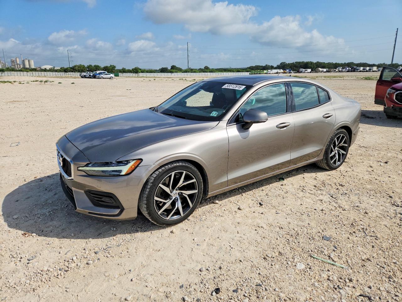 7JRA22TK7KG004999 · 2019 VOLVO S60