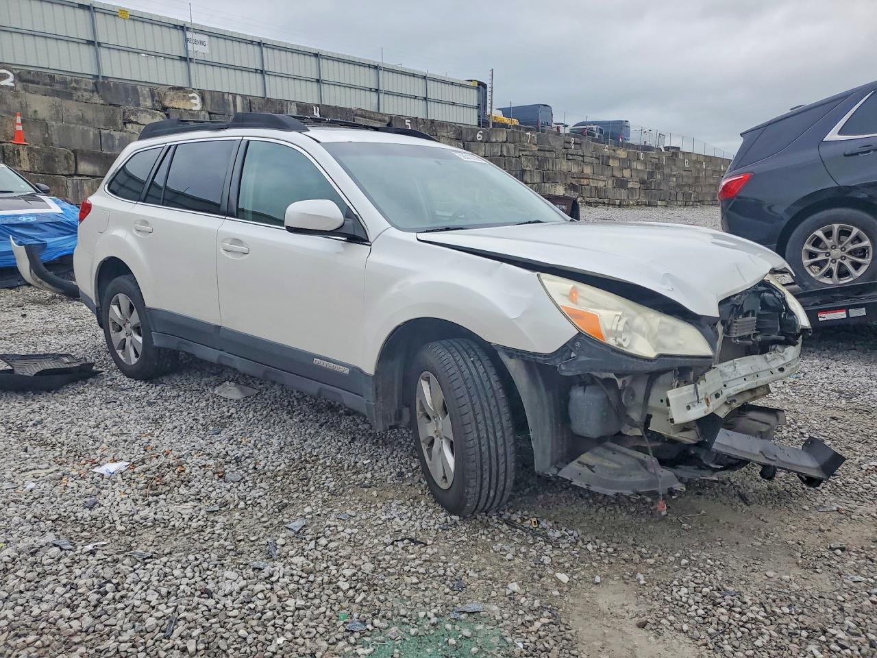4S4BRCGC7A3344386 · 2010 SUBARU OUTBACK · 4/14
