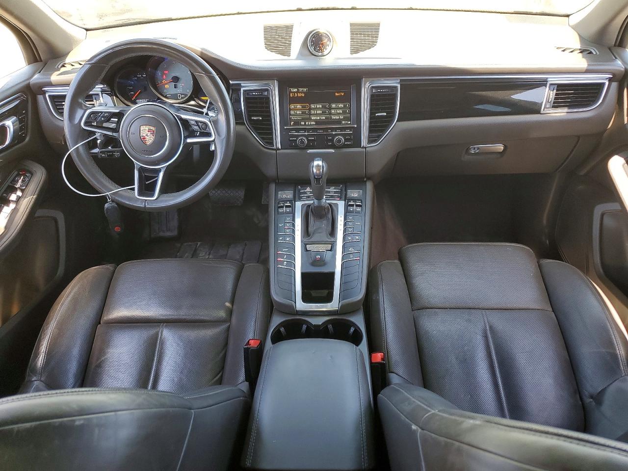 WP1AB2A50FLB72300 · 2015 PORSCHE MACAN · 8/14