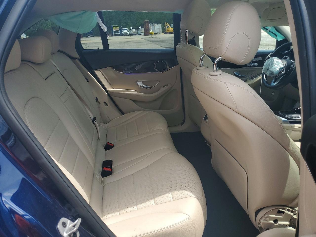W1N0G8DB6NG091126 · 2022 MERCEDES-BENZ GLC · 10/12