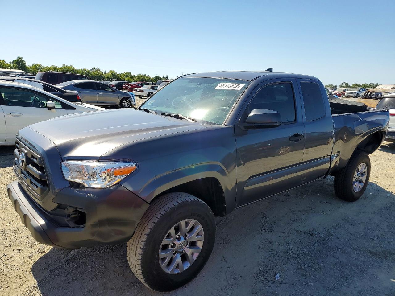 5TFRX5GNXHX090584 · 2017 TOYOTA TACOMA
