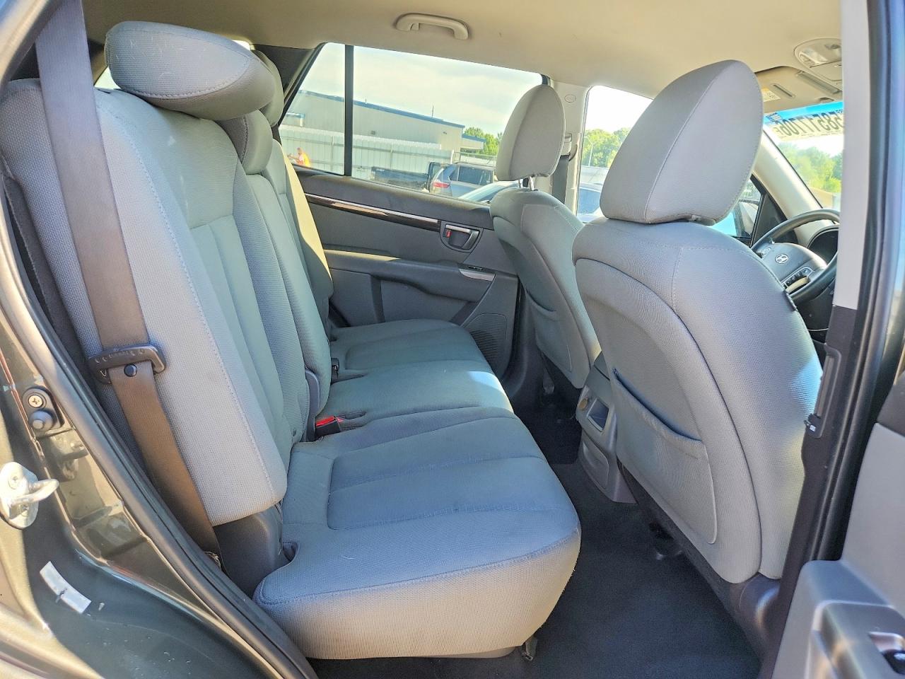 5NMSG3AB7AH353262 · 2010 HYUNDAI SANTA FE · 11/13