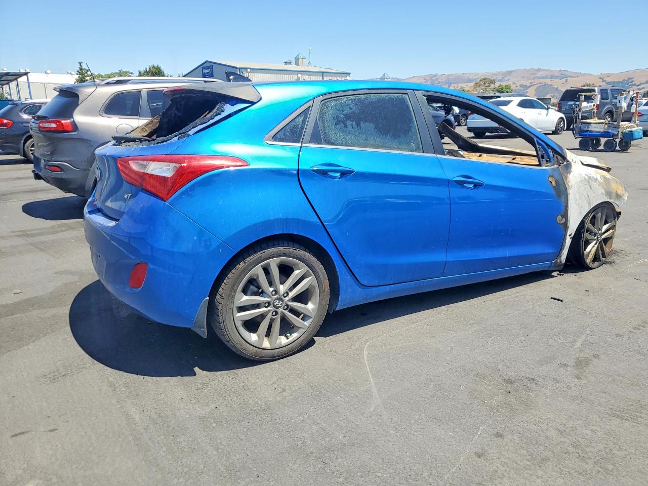 KMHD35LH1HU354827 · 2017 HYUNDAI ELANTRA GT · 3/12