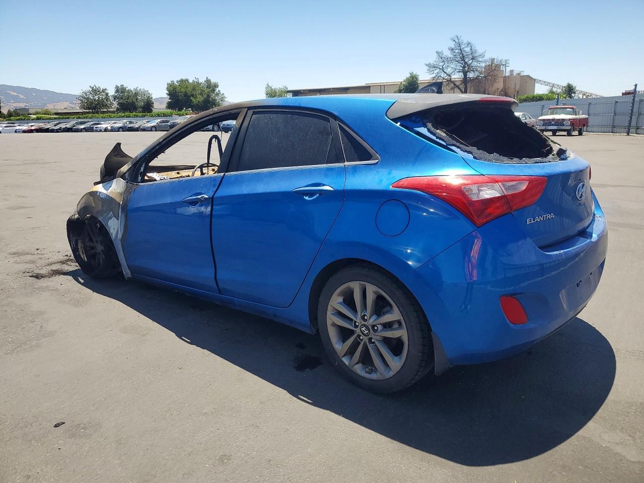 KMHD35LH1HU354827 · 2017 HYUNDAI ELANTRA GT · 2/12