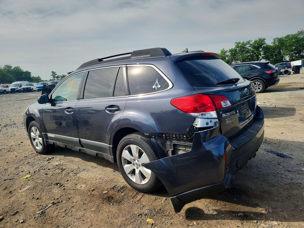 4S4BRBJC7C3281327 · 2012 SUBARU OUTBACK · 2/12