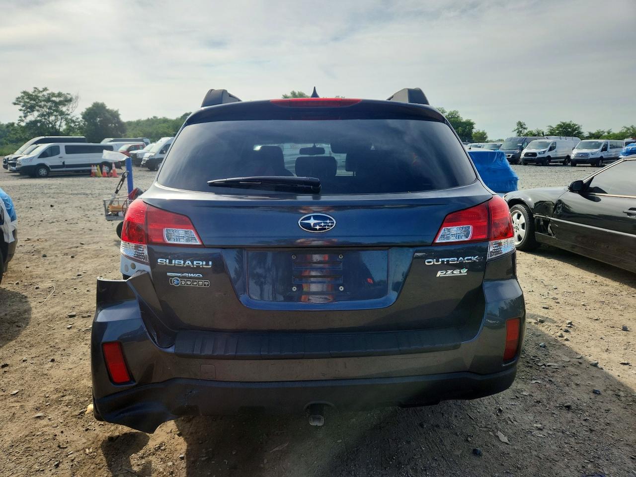 4S4BRBJC7C3281327 · 2012 SUBARU OUTBACK · 6/12