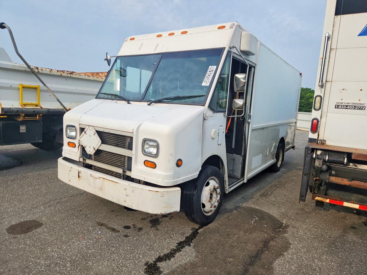 4UZAANBW84CN46612 · 2004 FREIGHTLINER MT45 CHASSIS