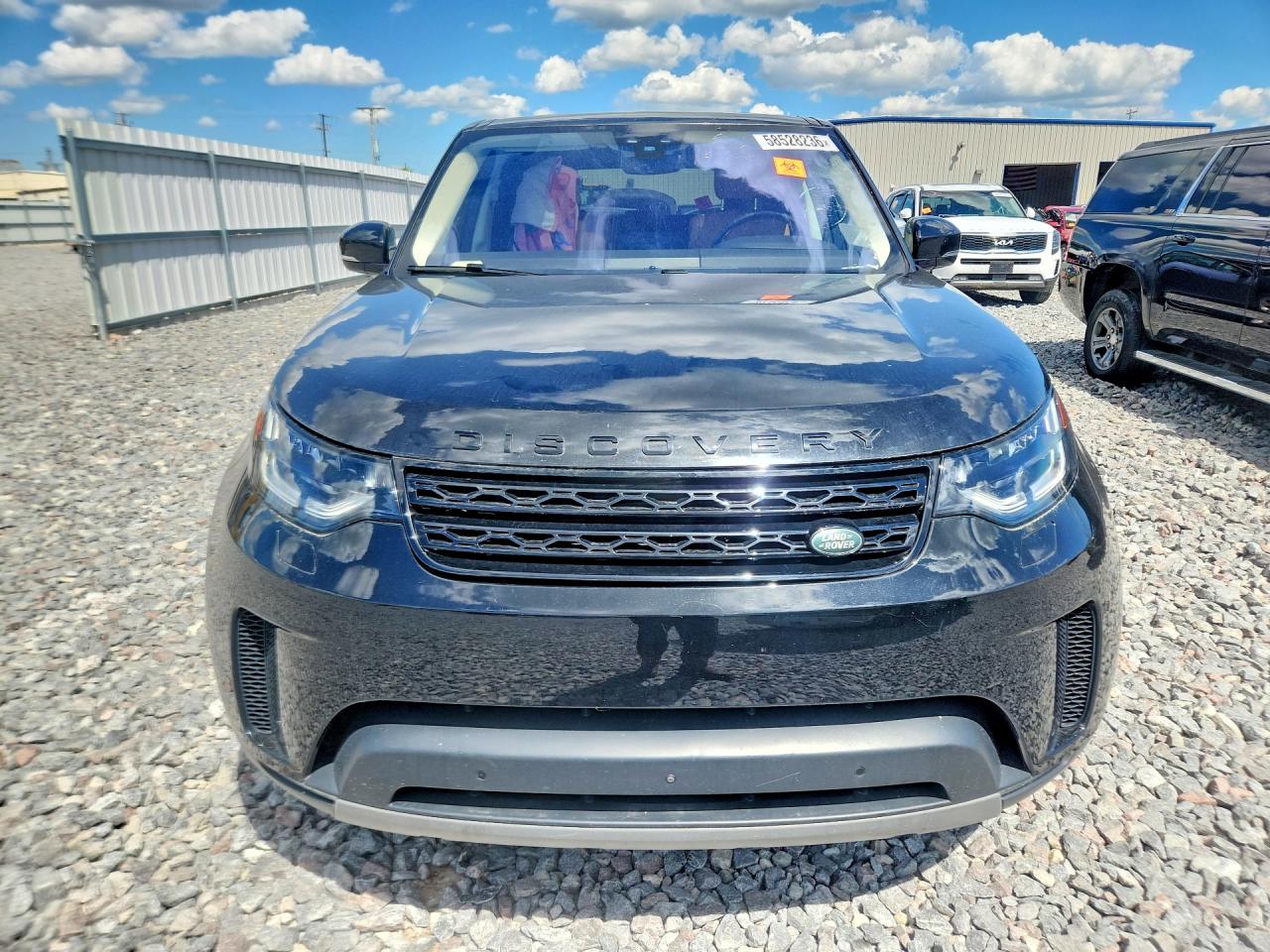 SALRRBBV9HA022725 · 2017 LAND ROVER DISCOVERY · 5/13