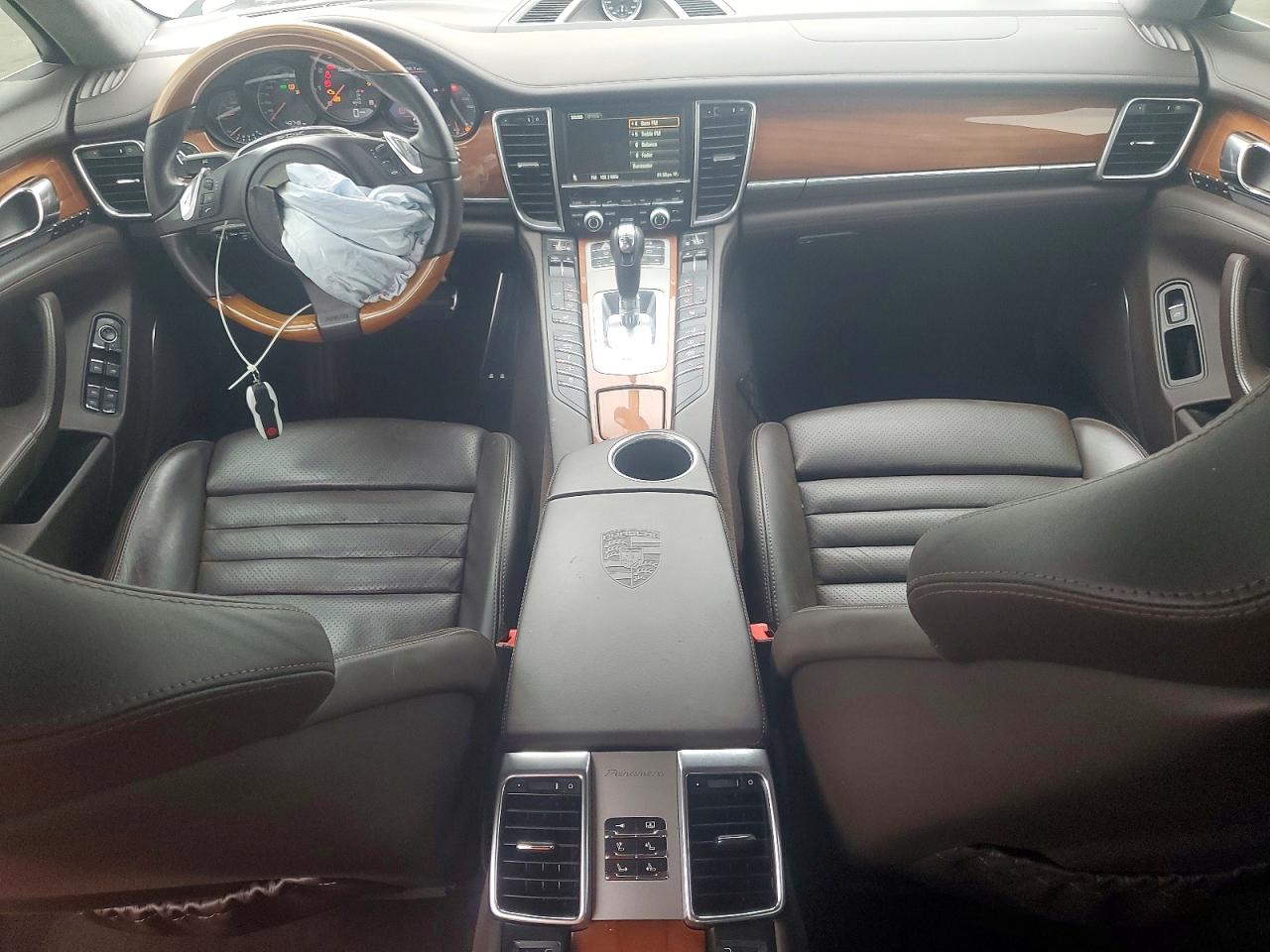 WP0AC2A77BL090574 · 2011 PORSCHE PANAMERA · 8/12
