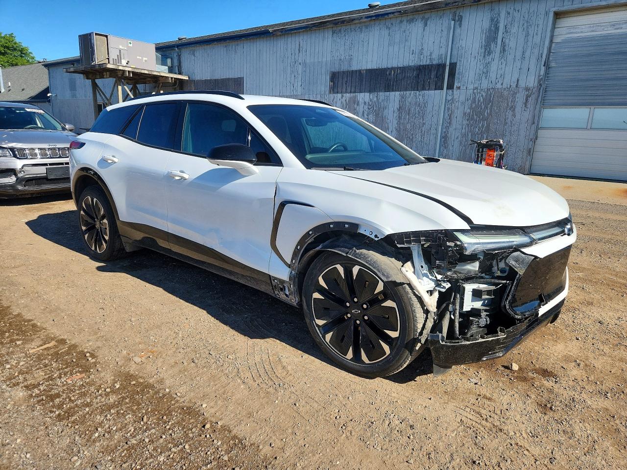 3GNKDCRJ3RS267429 · 2024 CHEVROLET BLAZER · 4/13