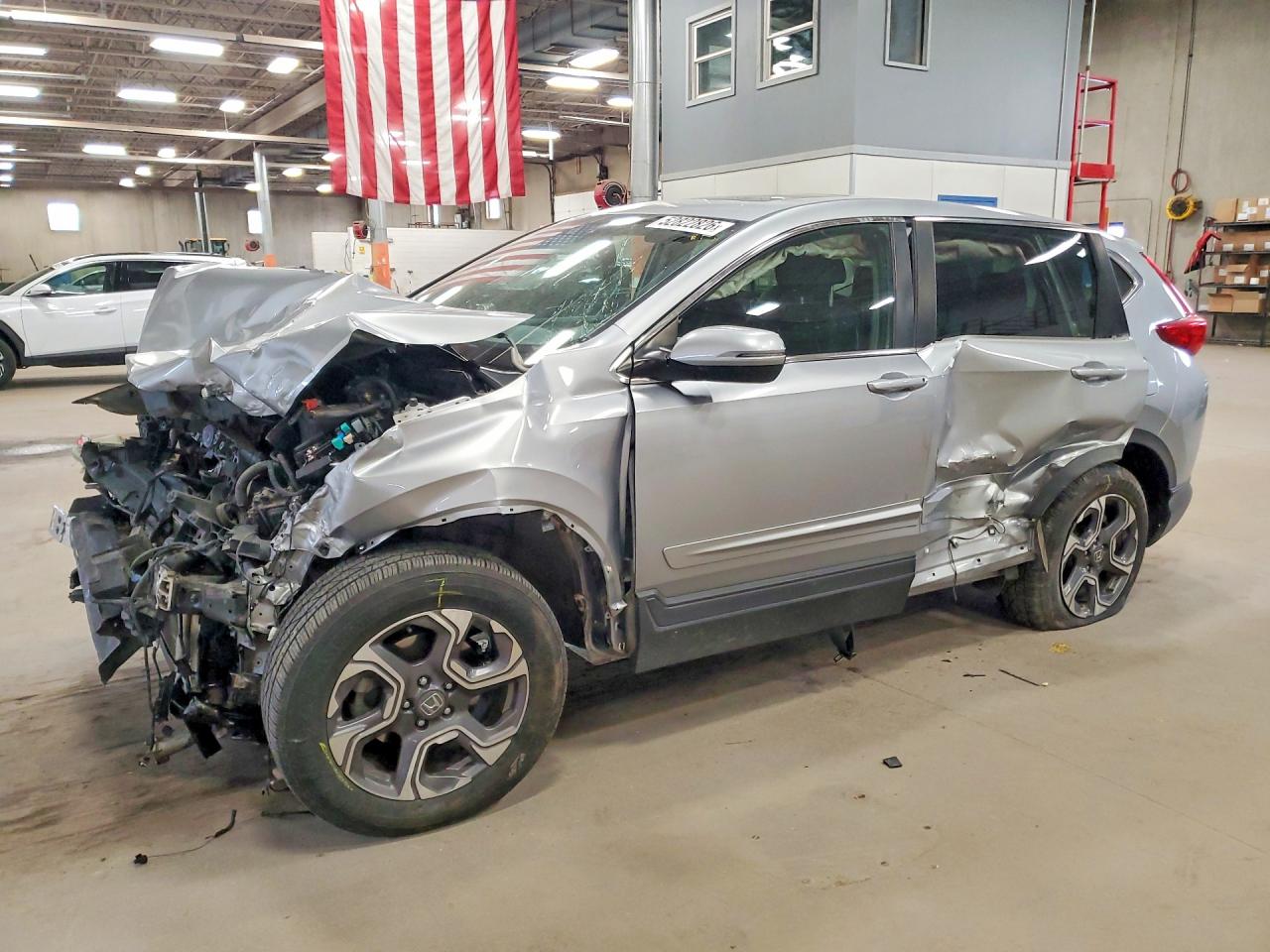 5J6RW2H53HL056214 · 2017 HONDA CR-V