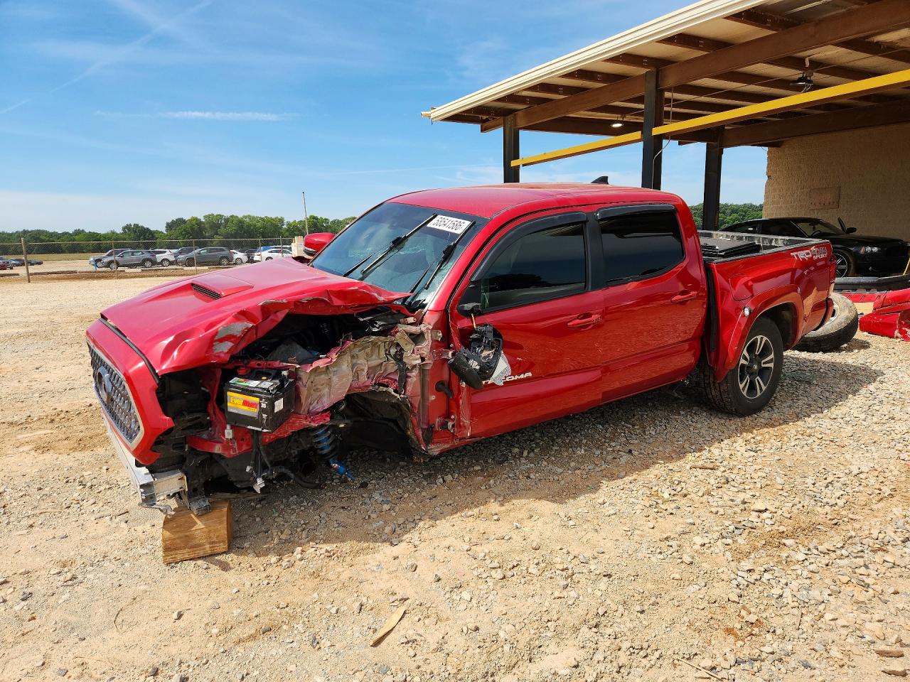 3TMCZ5AN4KM212913 · 2019 TOYOTA TACOMA