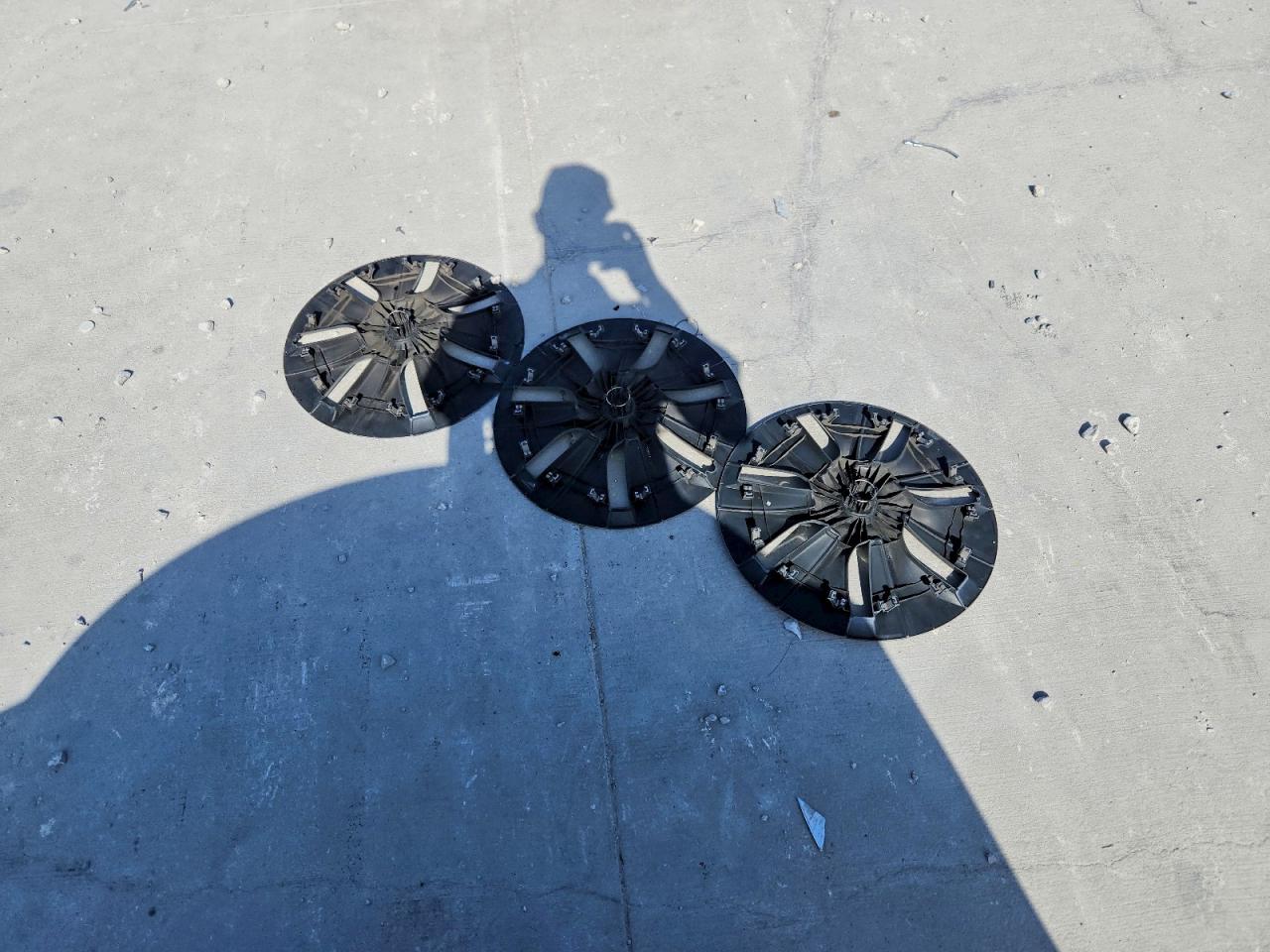 7SAYGAEE4NF570202 · 2022 TESLA MODEL  Y · 12/13