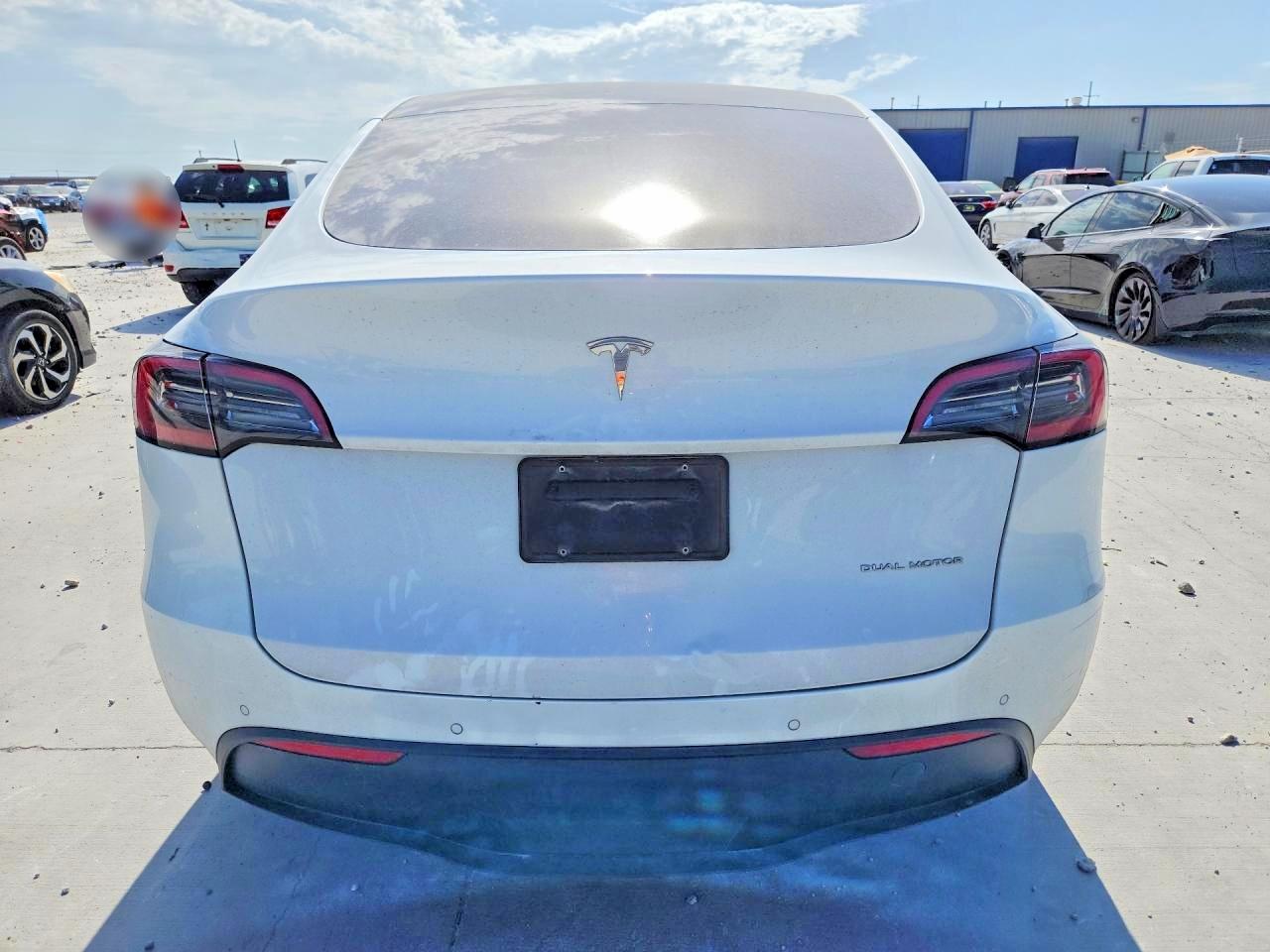 7SAYGAEE4NF570202 · 2022 TESLA MODEL  Y · 6/13