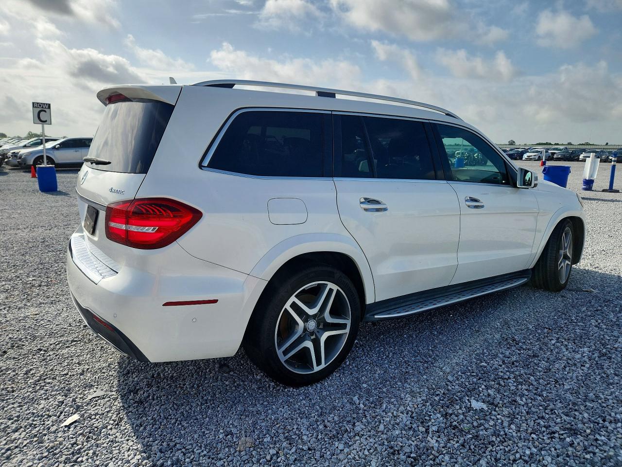 4JGDF7DE1HA800144 · 2017 MERCEDES-BENZ GLS · 3/14