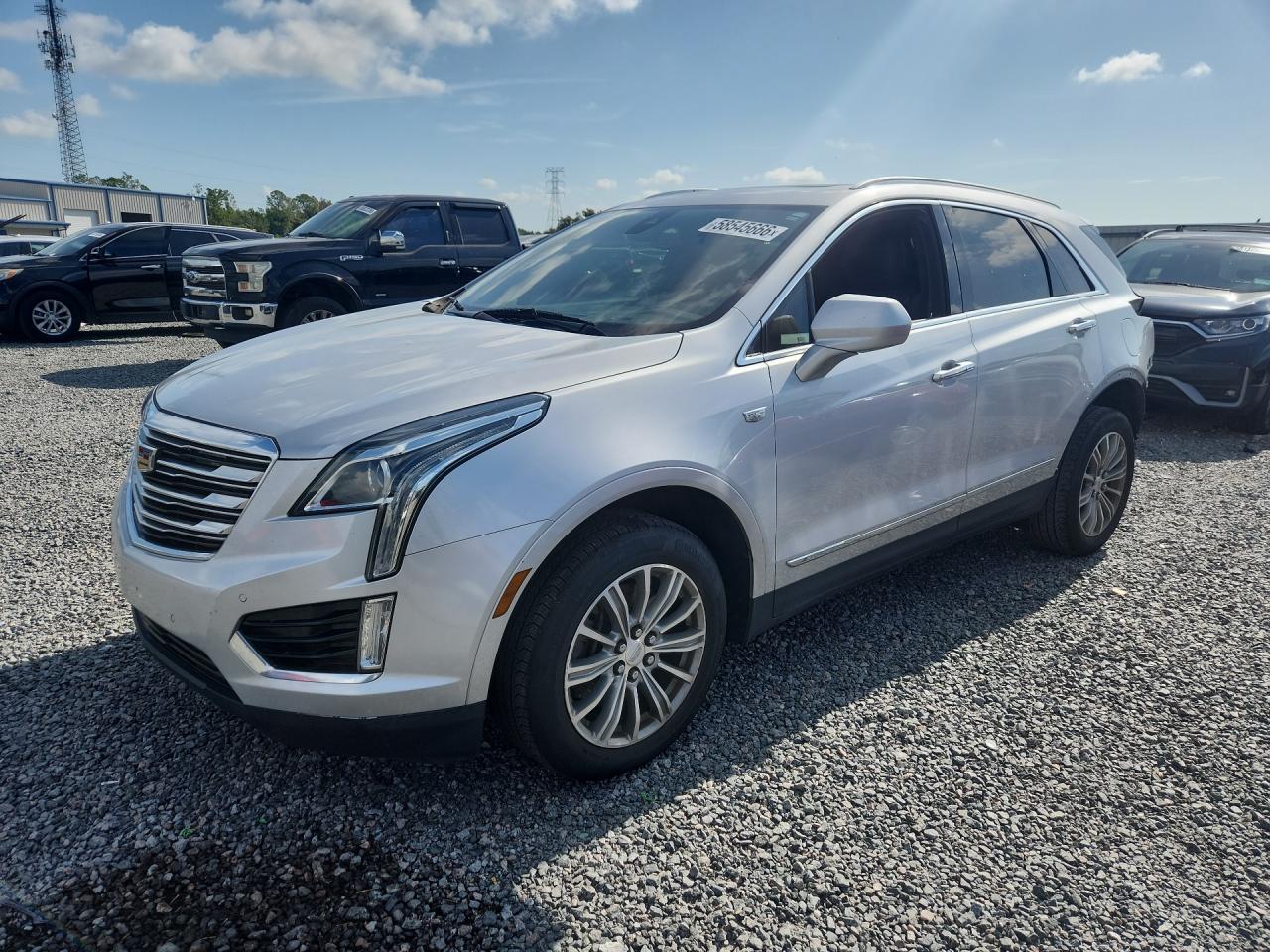 2017 CADILLAC XT5