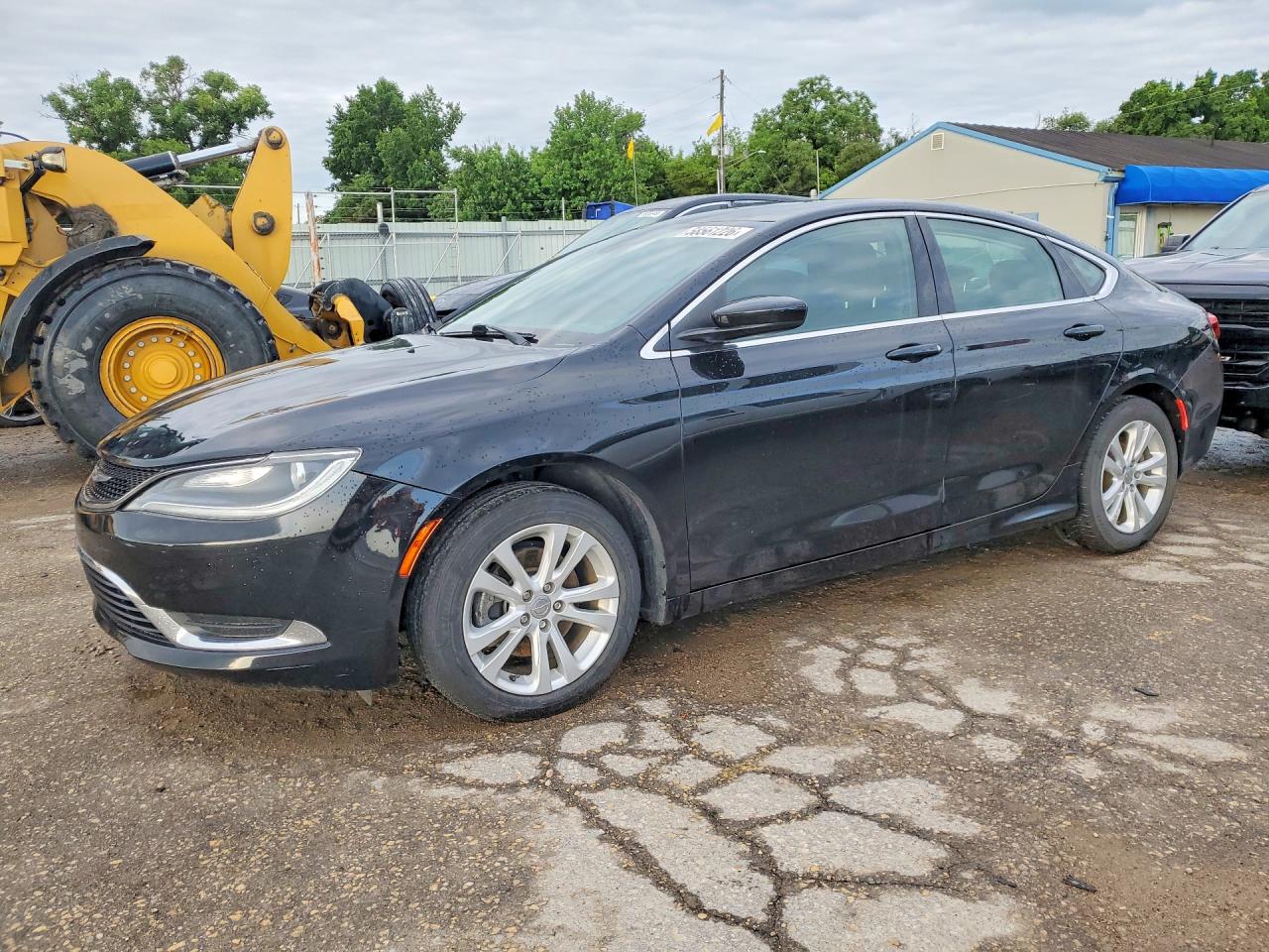 1C3CCCAB6GN174422 · 2016 CHRYSLER 200