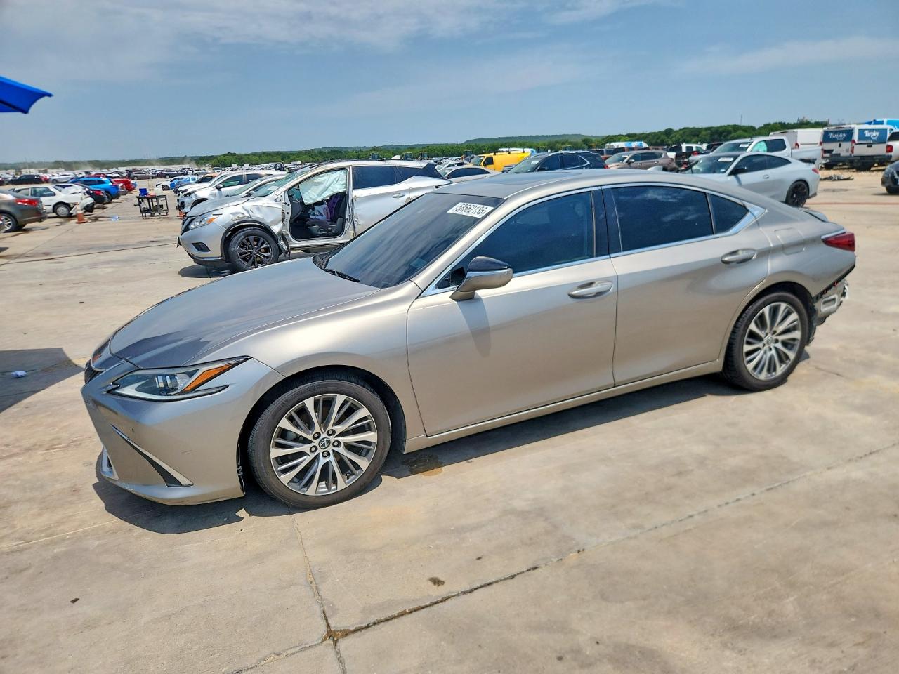 58ABZ1B15KU019167 · 2019 LEXUS ES