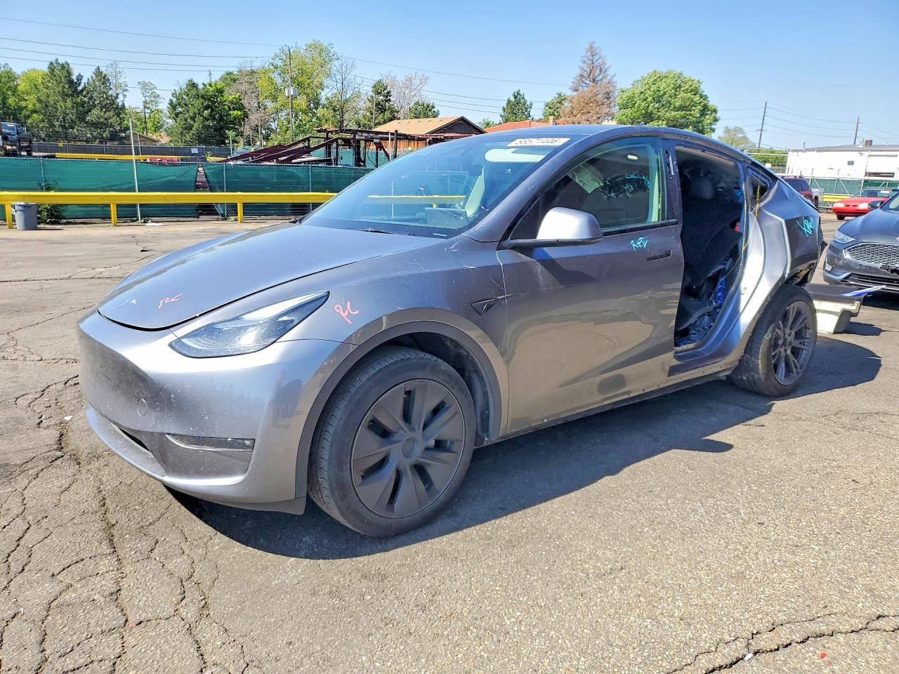 7SAYGDEE7RF213510 · 2024 TESLA MODEL Y