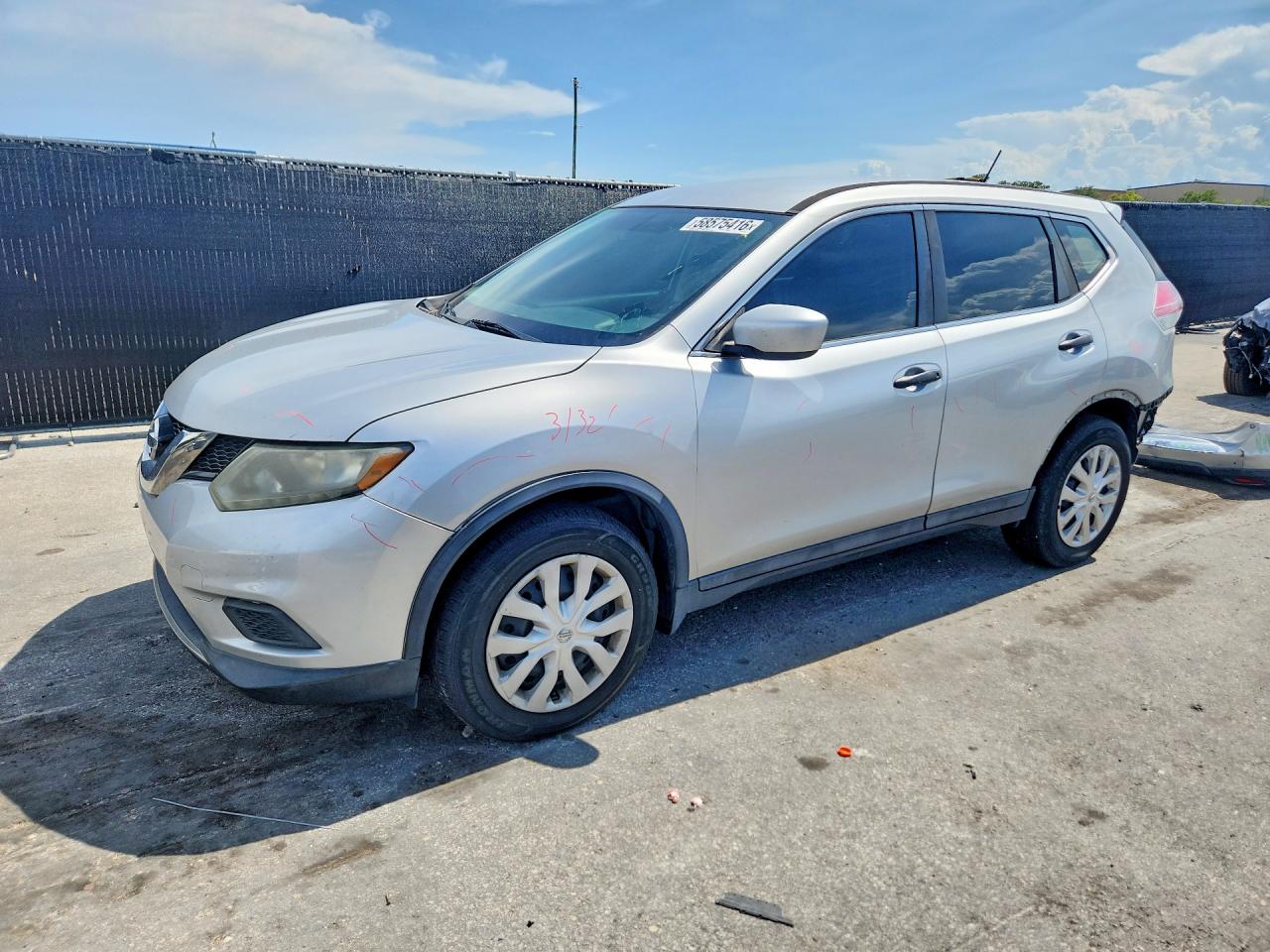 5N1AT2MT5GC897199 · 2016 NISSAN ROGUE