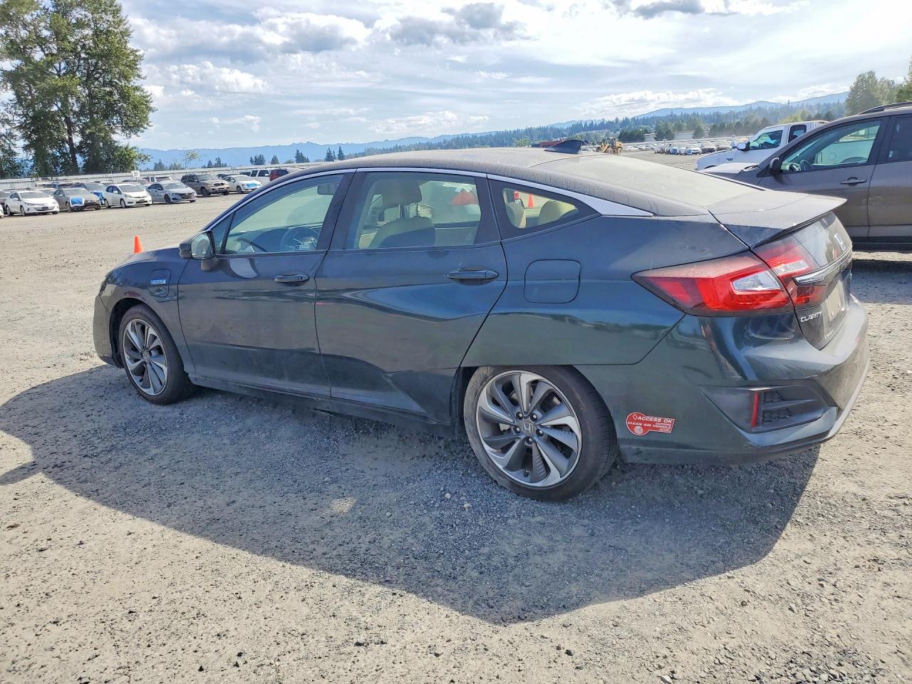 JHMZC5F14JC015496 · 2018 HONDA CLARITY · 2/12