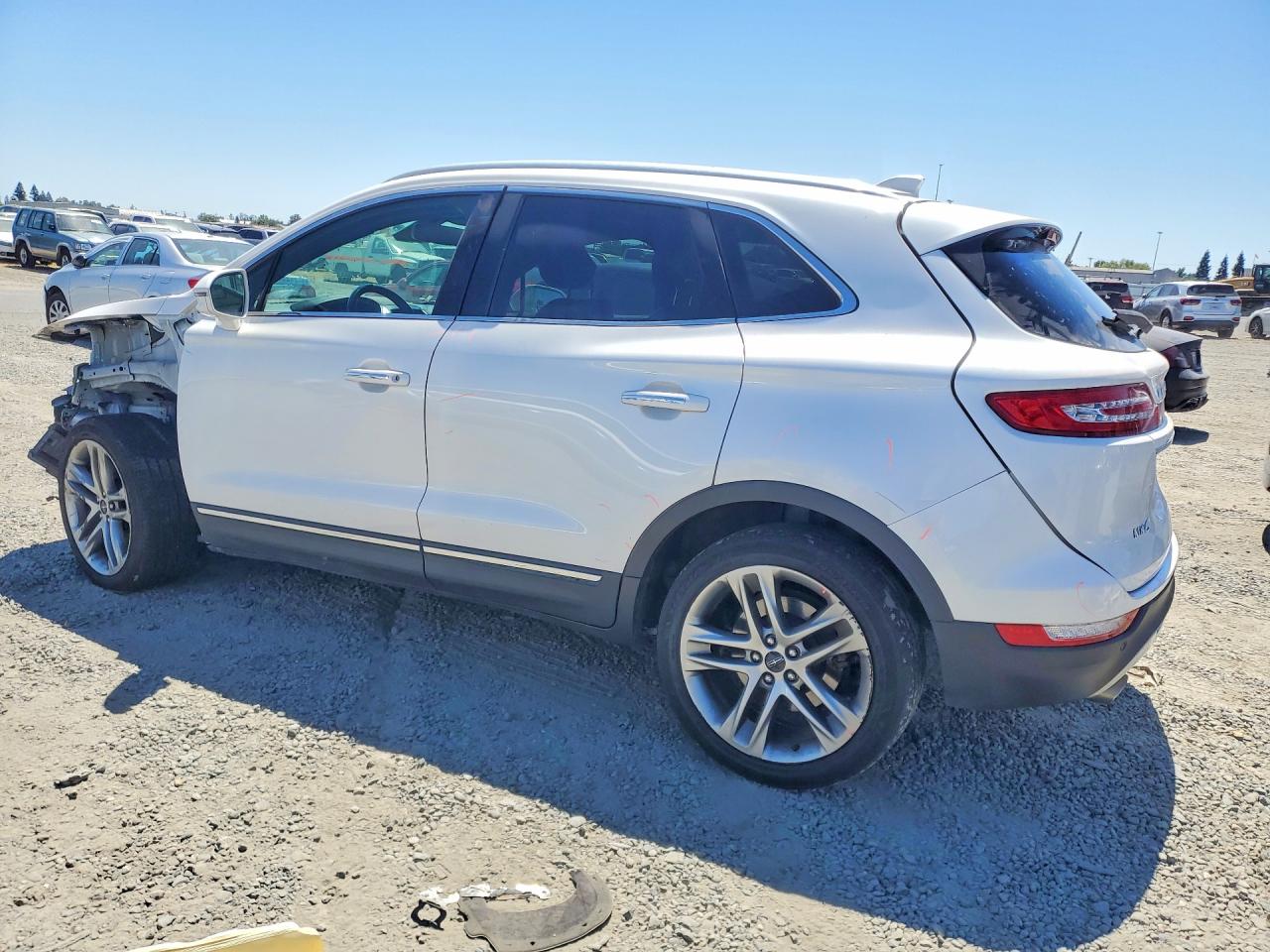 5LMCJ3D91KUL11834 · 2019 LINCOLN MKC · 2/13