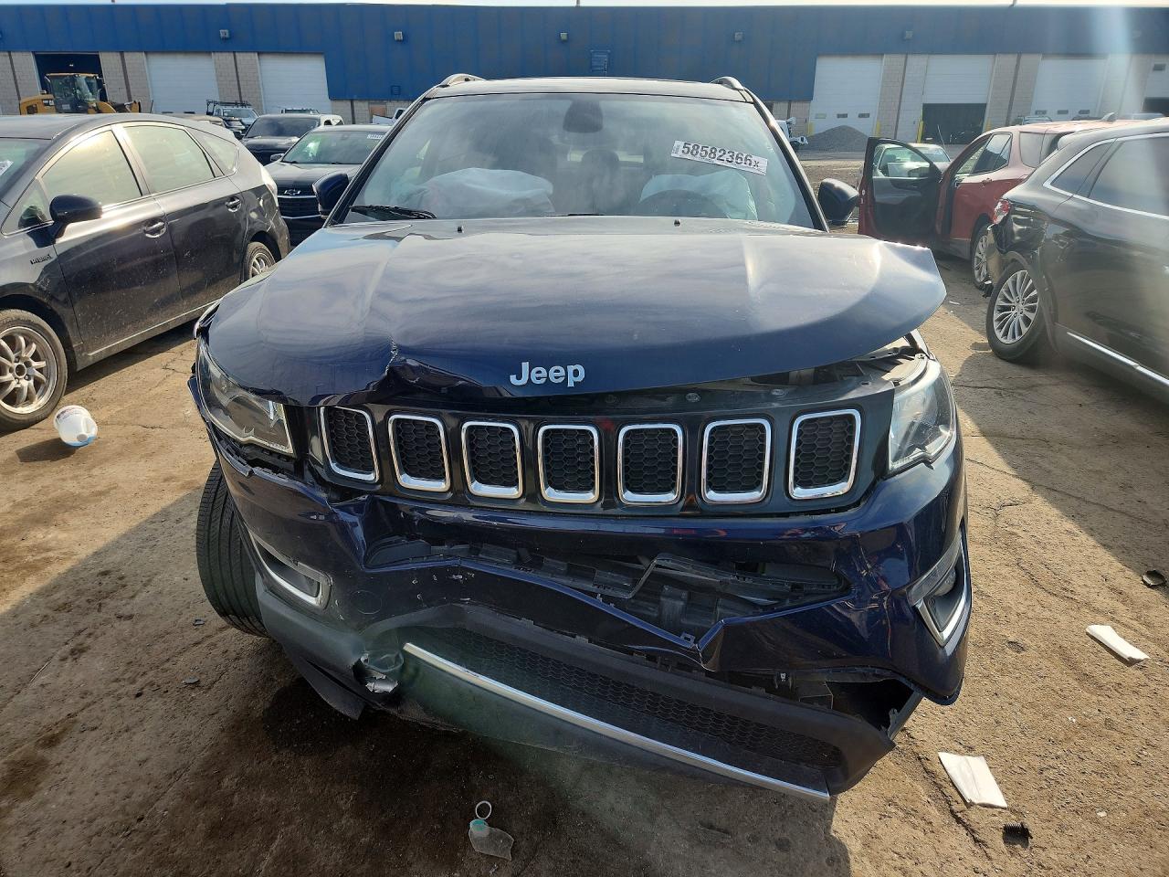 3C4NJDCB3JT306976 · 2018 JEEP COMPASS · 5/13