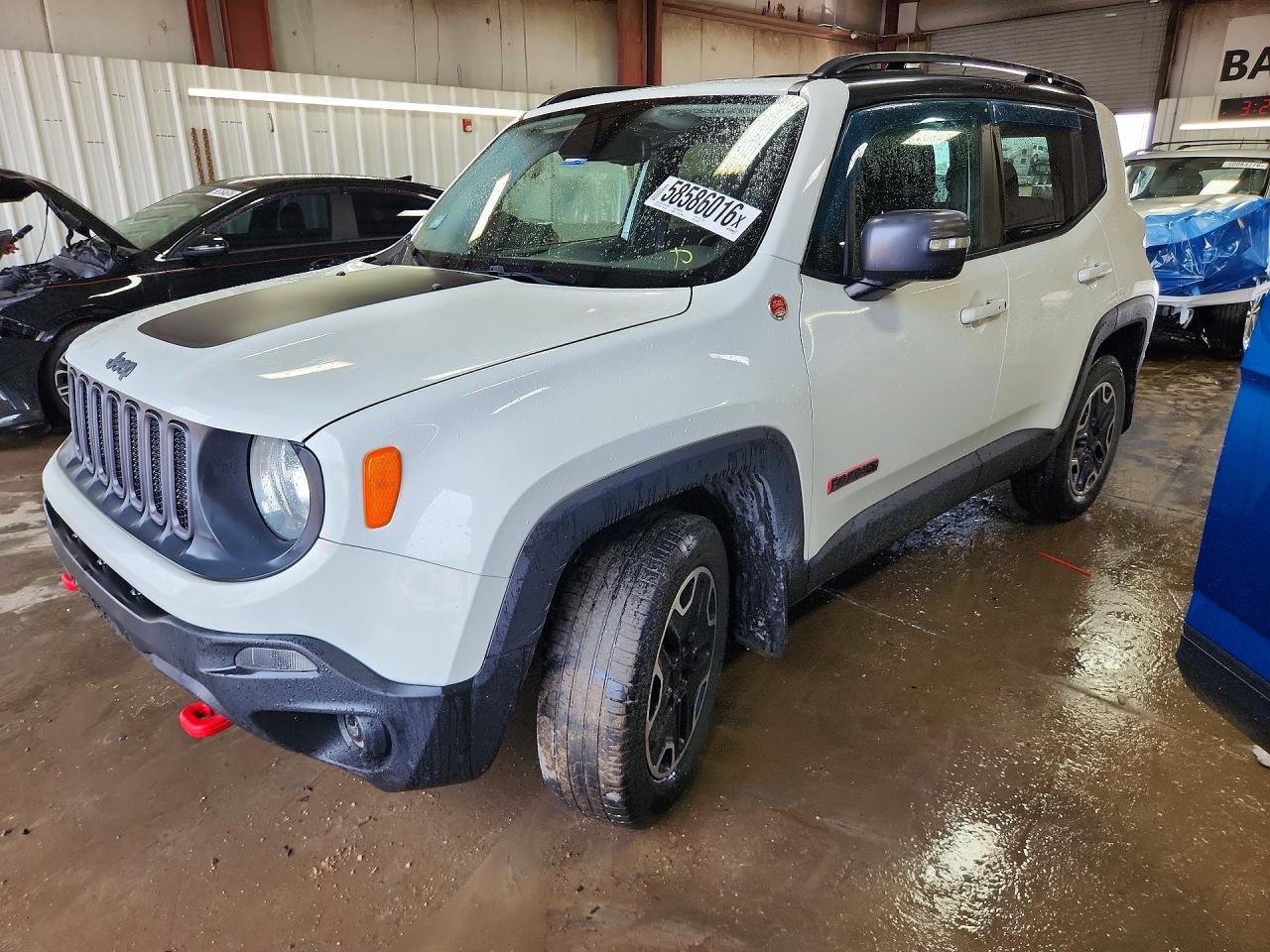 ZACCJBCT9GPD24421 · 2016 JEEP RENEGADE