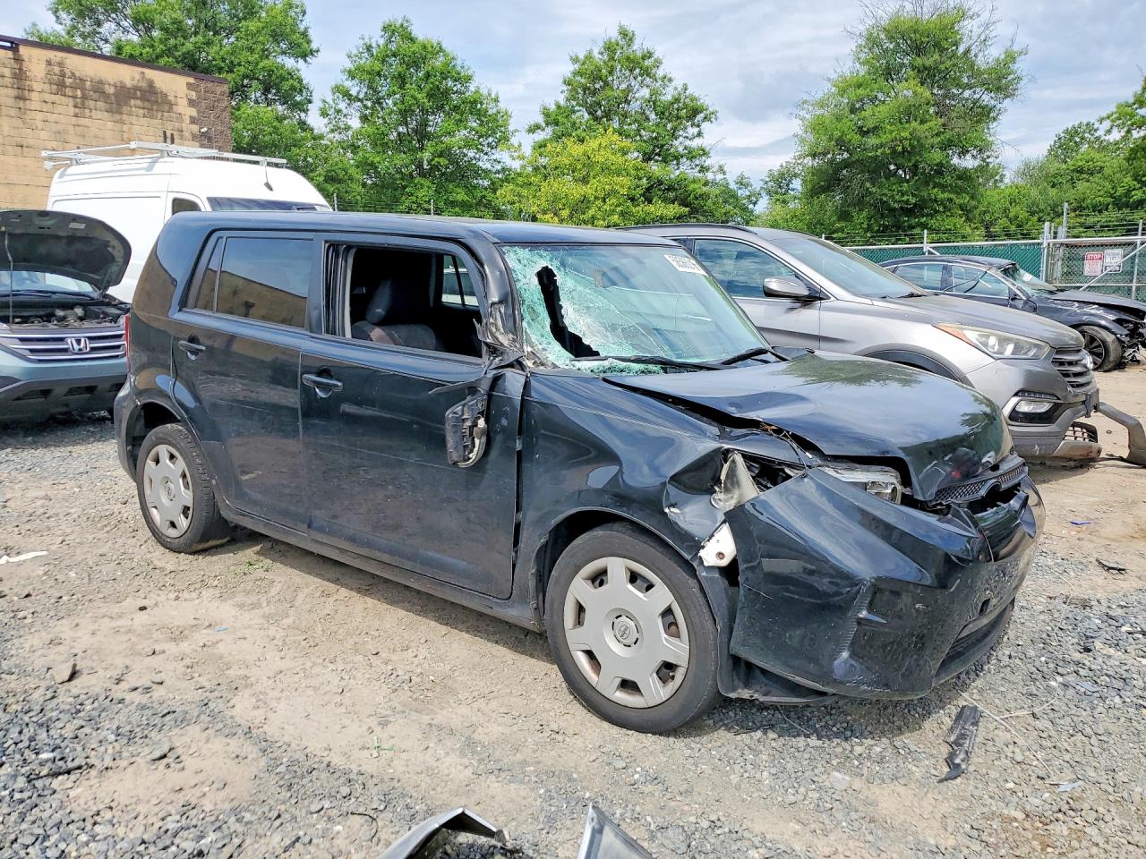 JTLZE4FE5DJ031221 · 2013 SCION XB · 4/12