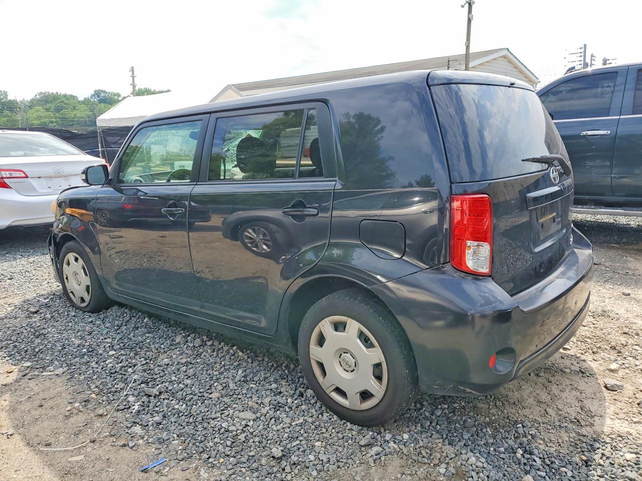 JTLZE4FE5DJ031221 · 2013 SCION XB · 2/12