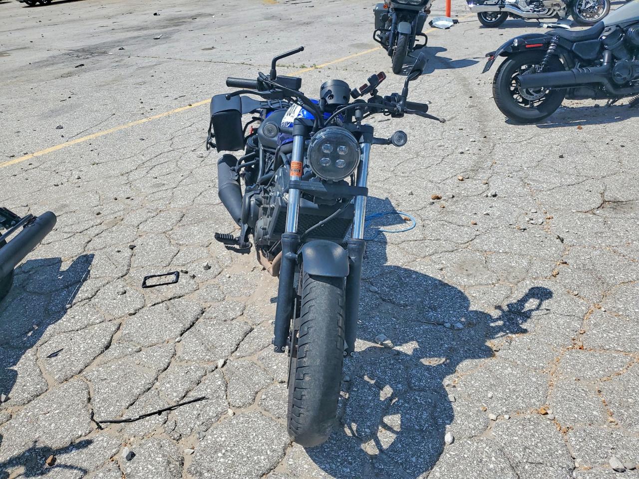 MLHPC5658P5600491 · 2023 HONDA CMX500 · 2/8