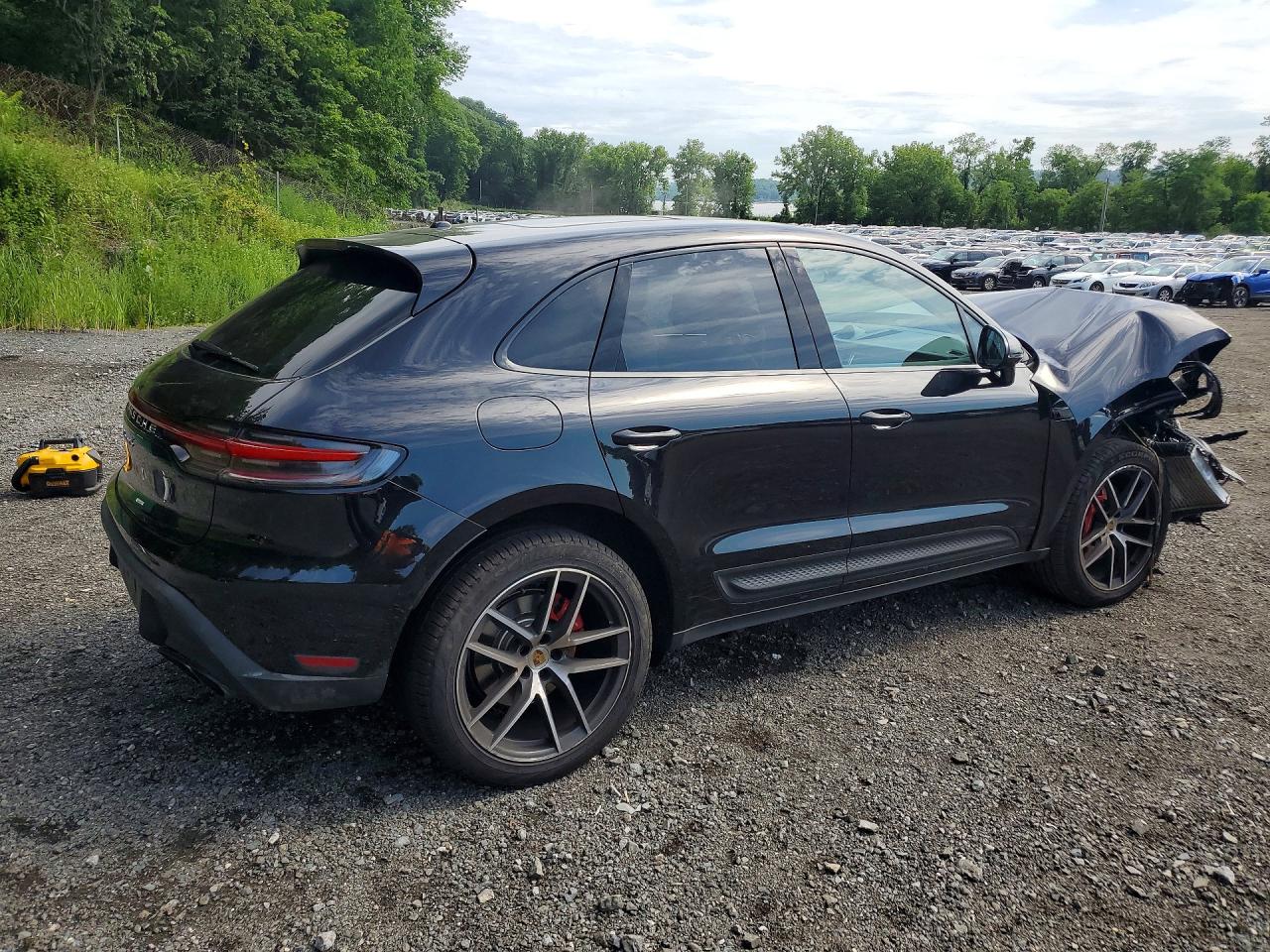 WP1AG2A55SLB42205 · 2025 PORSCHE MACAN · 3/13