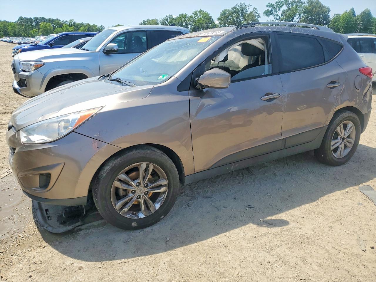 KM8JU3AC4BU244115 · 2011 HYUNDAI TUCSON