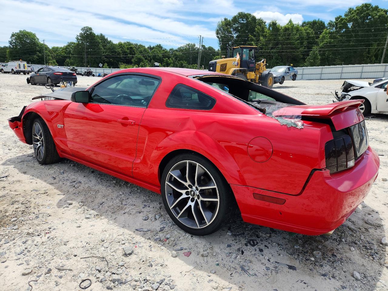 1ZVFT82HX75341760 · 2007 FORD MUSTANG · 2/12