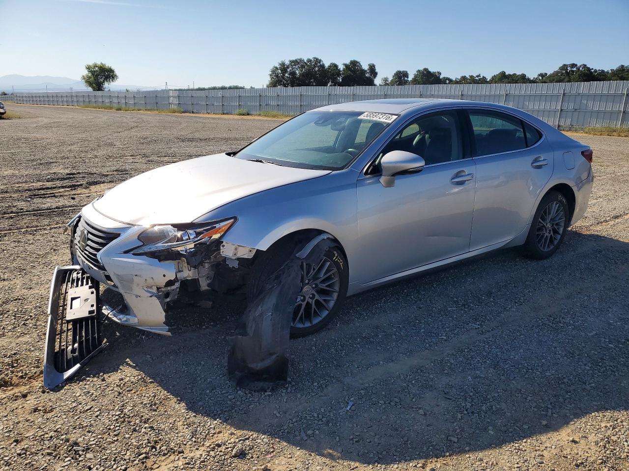 58ABK1GG5JU107605 · 2018 LEXUS ES