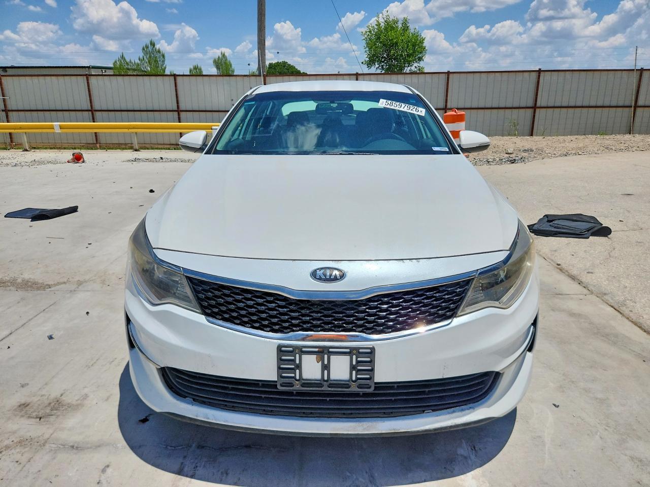 5XXGT4L35GG051893 · 2016 KIA OPTIMA · 5/13