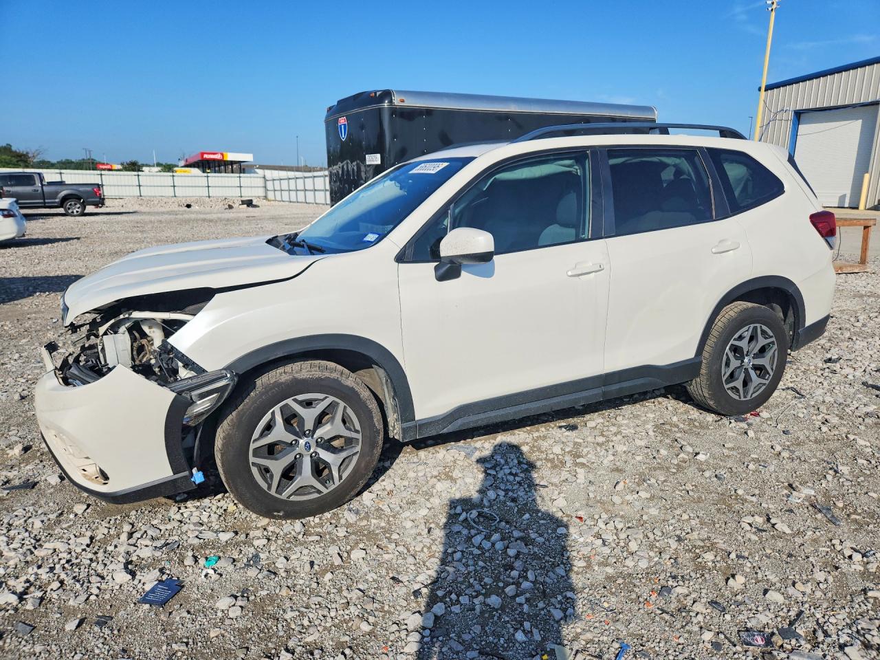 JF2SKAEC2KH443039 · 2019 SUBARU FORESTER