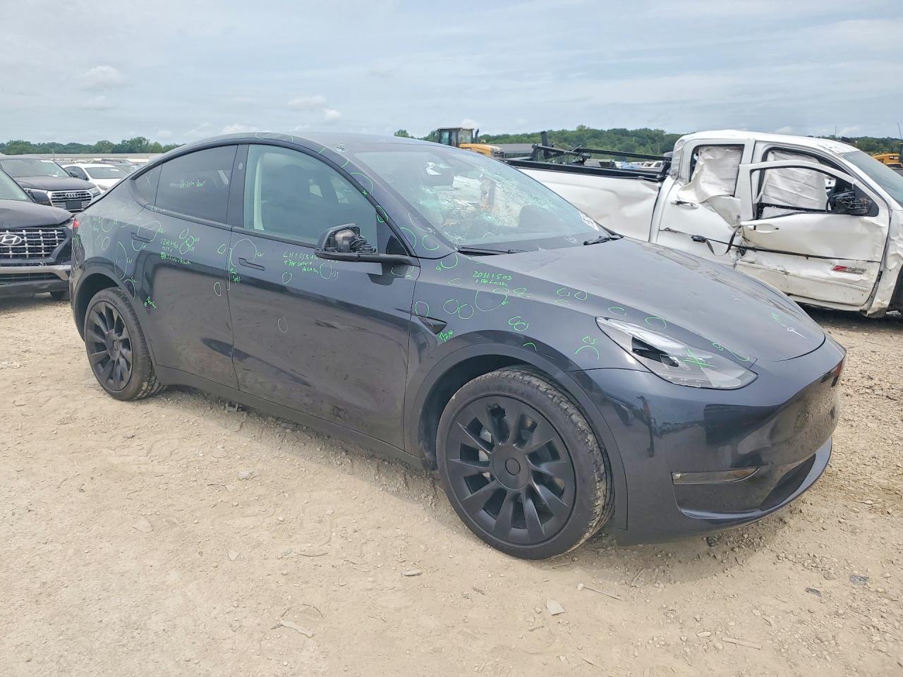 7SAYGDEE0RF024973 · 2024 TESLA MODEL Y · 4/12