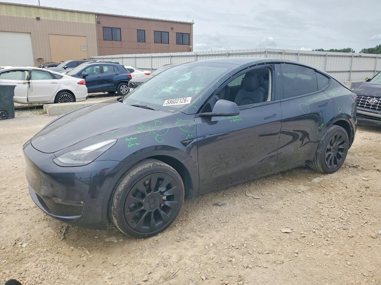 7SAYGDEE0RF024973 · 2024 TESLA MODEL Y