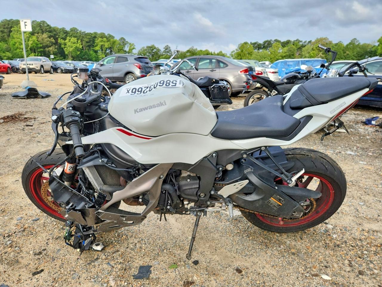 JKBZXJJ11SA021605 · 2025 KAWASAKI ZX636 · 3/9