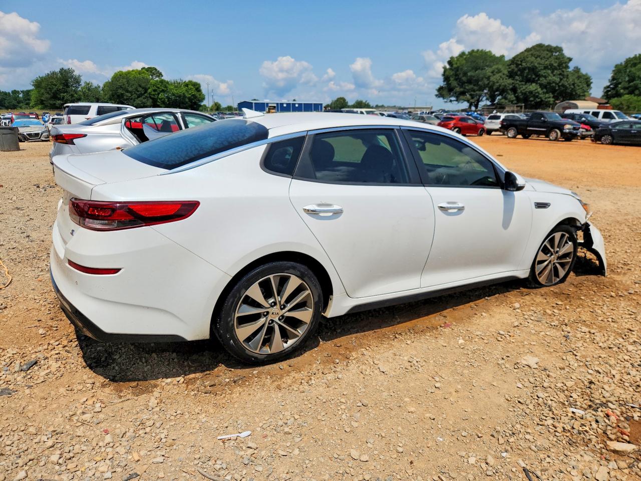 5XXGT4L39KG287052 · 2019 KIA OPTIMA · 3/13