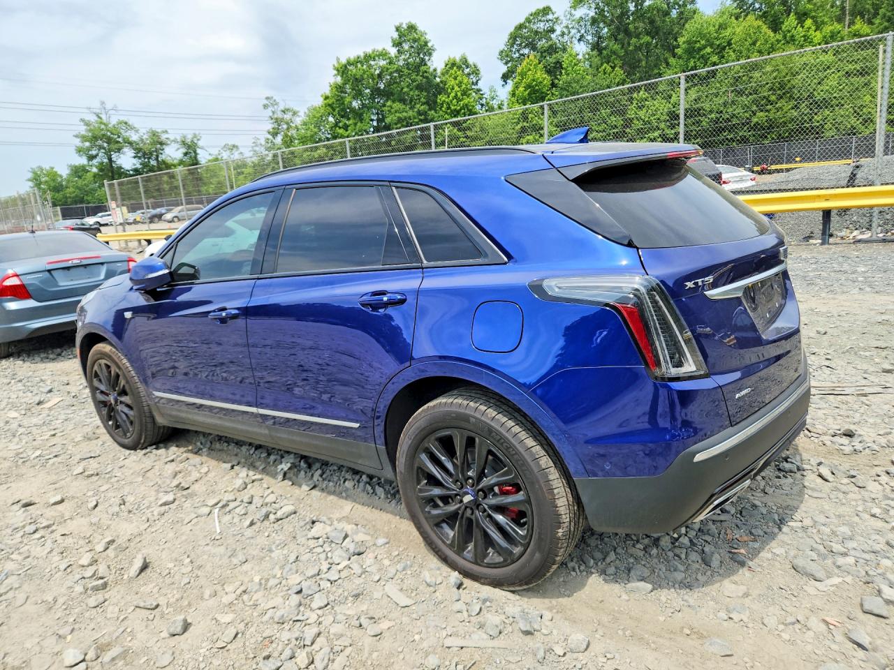 1GYKNGRS9SZ154125 · 2025 CADILLAC XT5 · 2/13