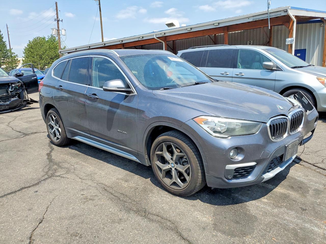 WBXHT3Z39J4A66393 · 2018 BMW X1 · 4/12