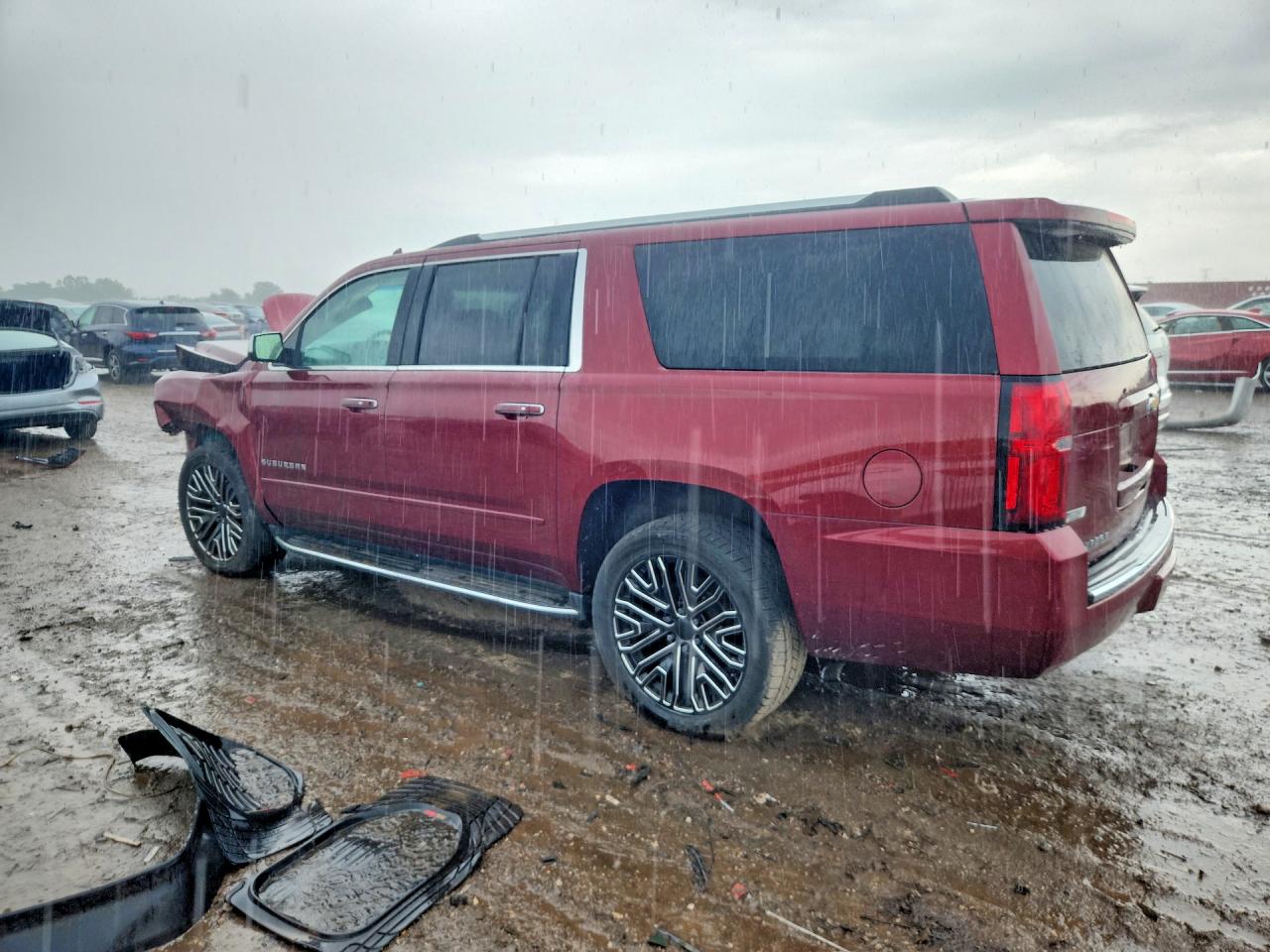 1GNSKJKC0JR263111 · 2018 CHEVROLET SUBURBAN · 2/12