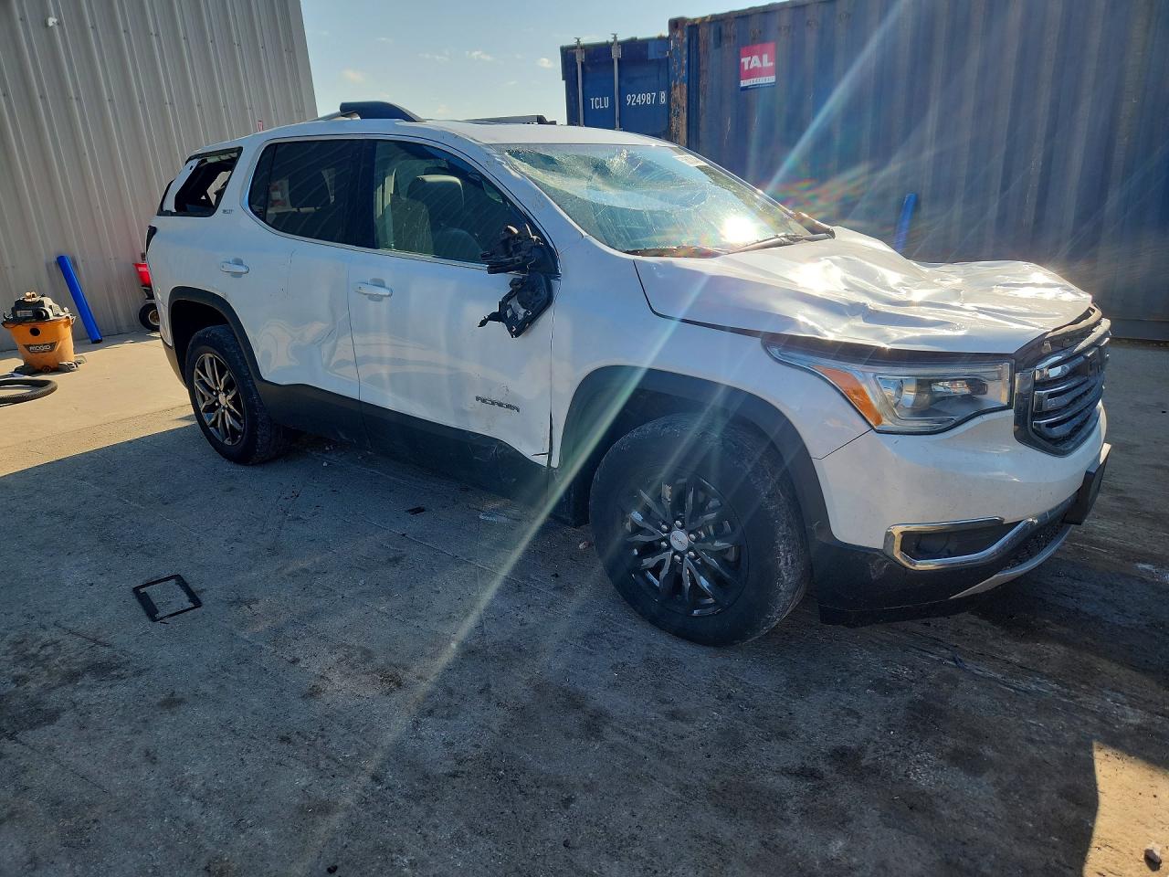1GKKNULS9HZ134337 · 2017 GMC ACADIA · 4/14
